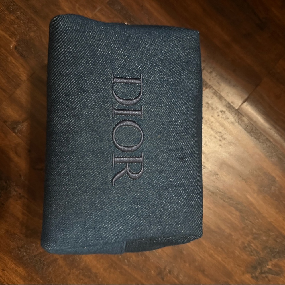 Cosmetic makeup bag